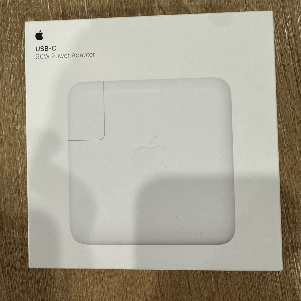 Apple 96W USB-C Power Adapter